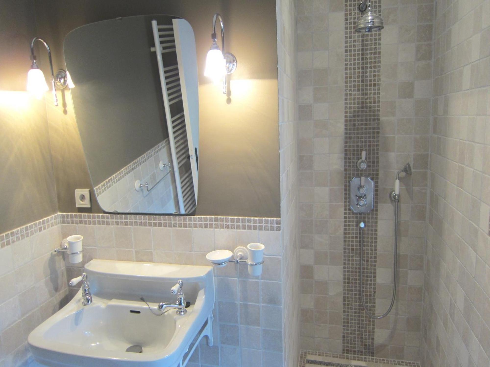 Delightful Castle In Bastogne With Bubble Bath Villa ภายนอก รูปภาพ